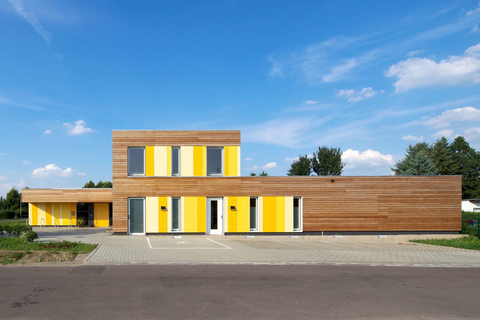 Kita Hollunderzwerge in Knauthain Südfassade