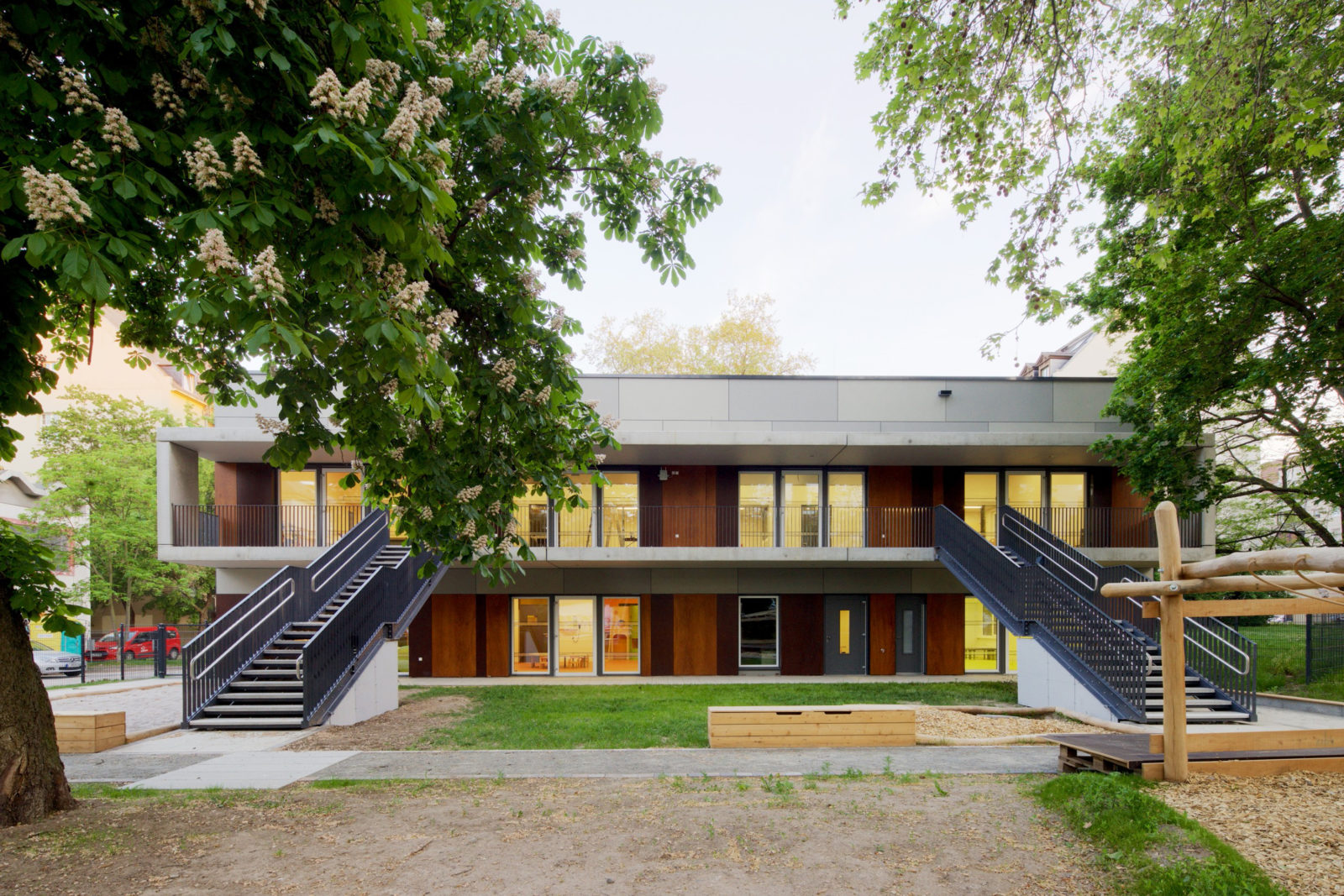 Neubau Kita Elsterstraße in Leipzig, Zentrum - Blick vom Hof